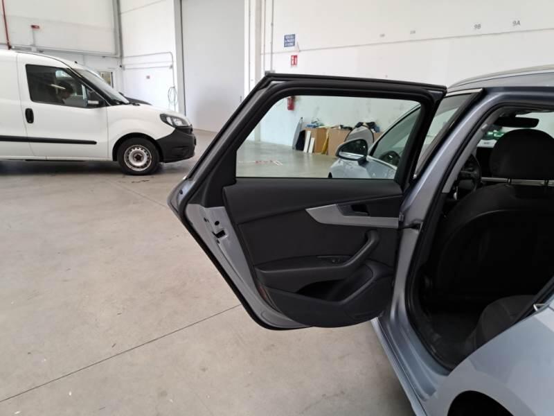 Audi A4 STATION WAGON 2.0 40 TDI QUAT. BUSIN ADVAN. S TRONIC - foto 113