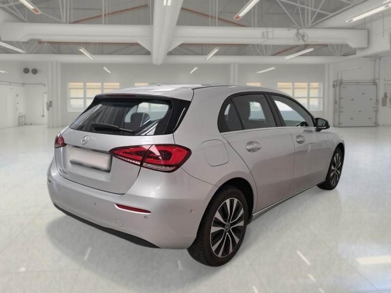 Mercedes Classe A BERLINA A 250 E PLUG-IN HYBRID AUTO BUS EXTRA - foto 2