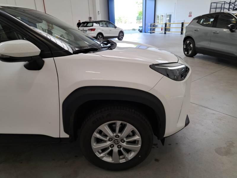 Toyota Yaris-Cross SUV 1.5H (116 CV) E-CVT BUSINESS - foto 36