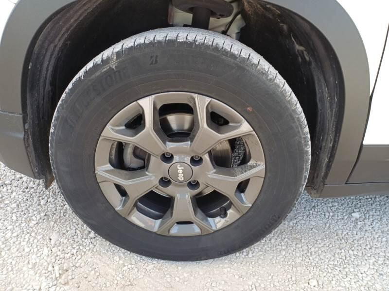 Jeep Avenger SUV 1.2 TURBO LONGITUDE - foto 20