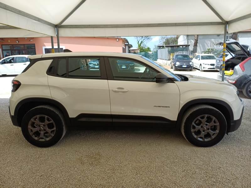 Jeep Avenger SUV 1.2 TURBO LONGITUDE - foto 7