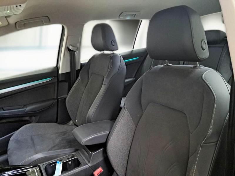 Volkswagen Golf VIII Variant STATION WAGON 2.0 TDI SCR STYLE DSG - foto 11