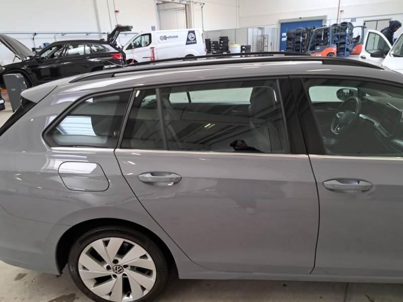 Volkswagen Golf VIII Variant STATION WAGON 2.0 TDI SCR STYLE DSG - foto 28