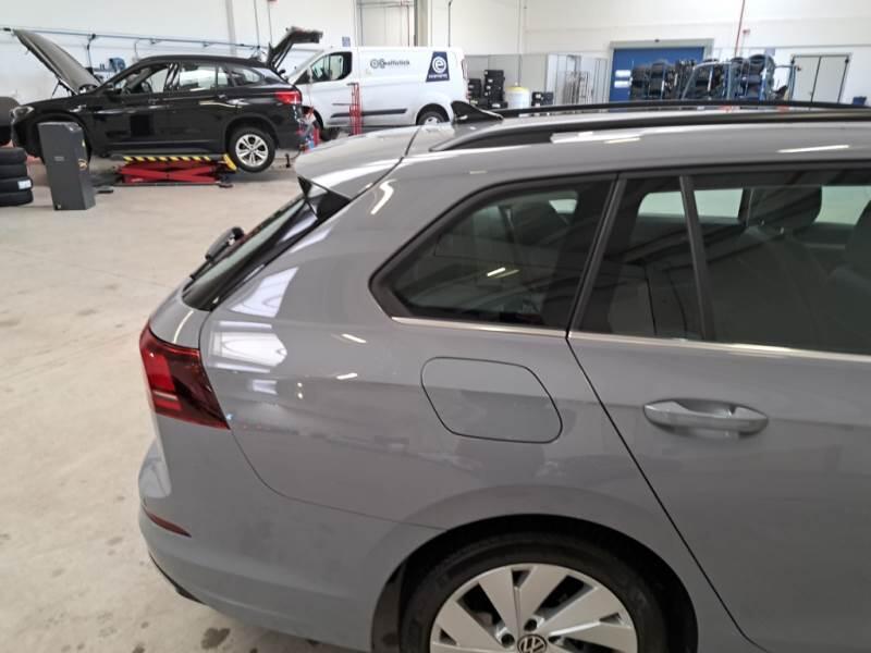 Volkswagen Golf VIII Variant STATION WAGON 2.0 TDI SCR STYLE DSG - foto 30