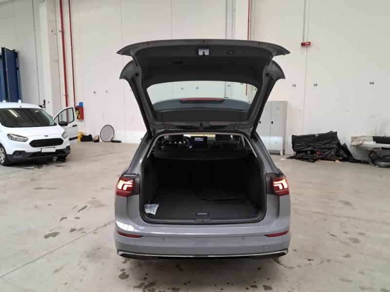 Volkswagen Golf VIII Variant STATION WAGON 2.0 TDI SCR STYLE DSG - foto 5