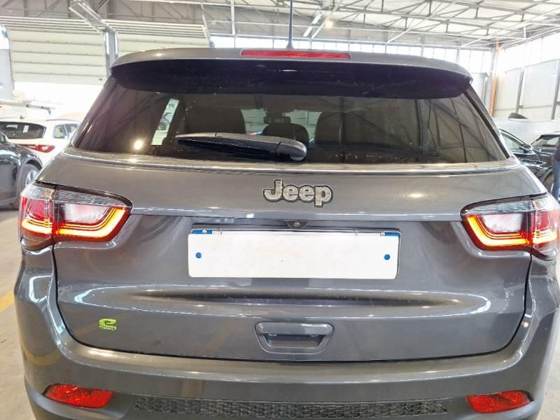 Jeep Compass SUV 1.5 TURBO MHEV T4 96KW LIMITED DDCT - foto 51