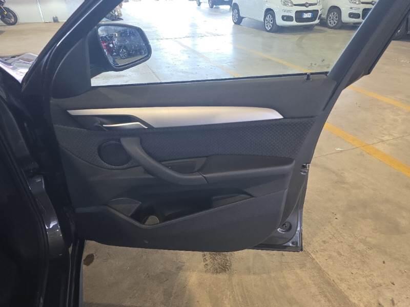 BMW X1 SUV XDRIVE 25E BUSINESS ADVANTAGE AUTOMATICO - foto 77