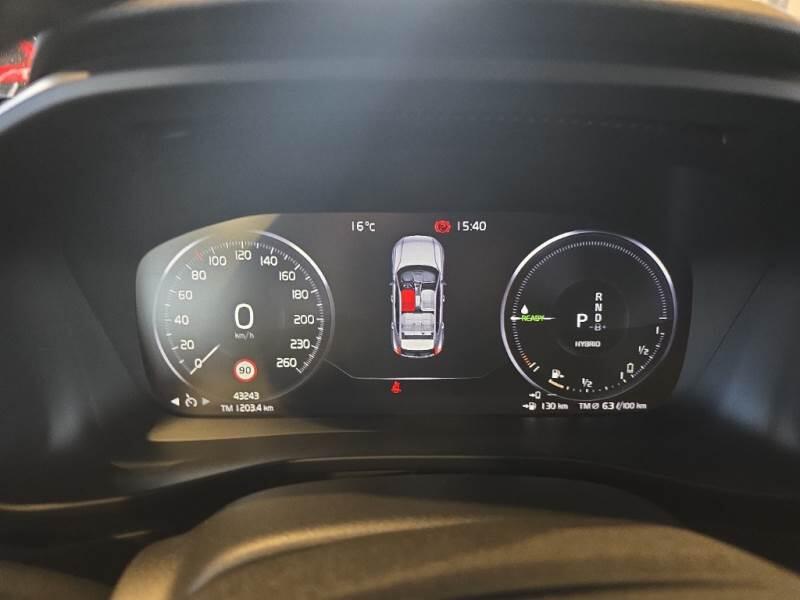 Volvo XC40 SUV T4 RECHARGE PLUG-IN AUTO CORE - foto 4