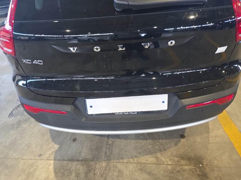 Volvo XC40 SUV T4 RECHARGE PLUG-IN AUTO CORE - foto 42