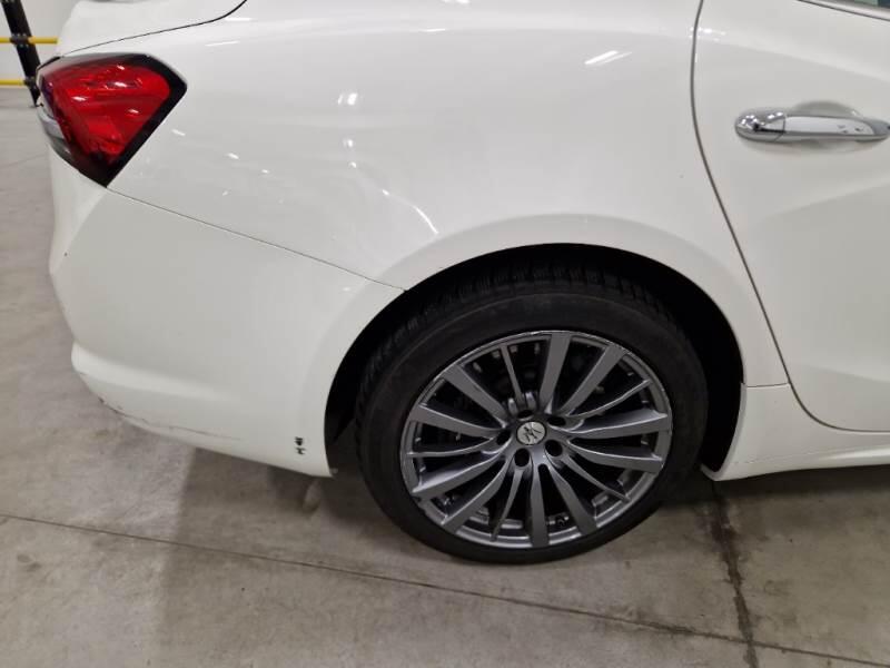 Maserati Ghibli BERLINA 2.0 330CV 48V MHEV GT AUTO - foto 29