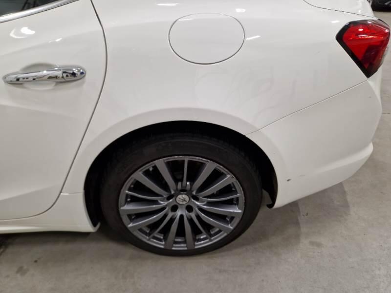 Maserati Ghibli BERLINA 2.0 330CV 48V MHEV GT AUTO - foto 40