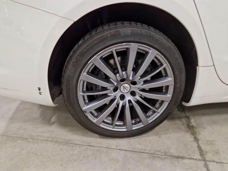 Maserati Ghibli BERLINA 2.0 330CV 48V MHEV GT AUTO - foto 48