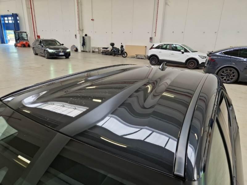 Toyota Yaris-Cross SUV 1.5H (116 CV) E-CVT BUSINESS - foto 9