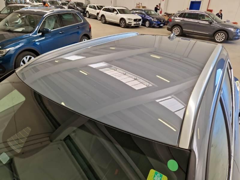 Volvo XC40 SUV T5 RECHARGE PLUG-IN AUTO CORE - foto 9
