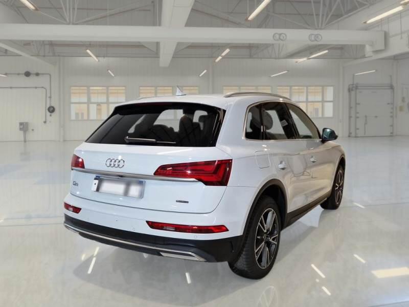 Audi Q5 SUV 50 TFSI E BUSINESS QUATTRO S TRONIC - foto 2