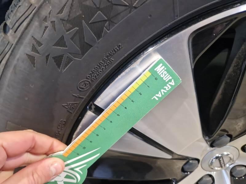 Volvo XC40 SUV T4 RECHARGE PLUG-IN AUTO ESSENTIAL - foto 54