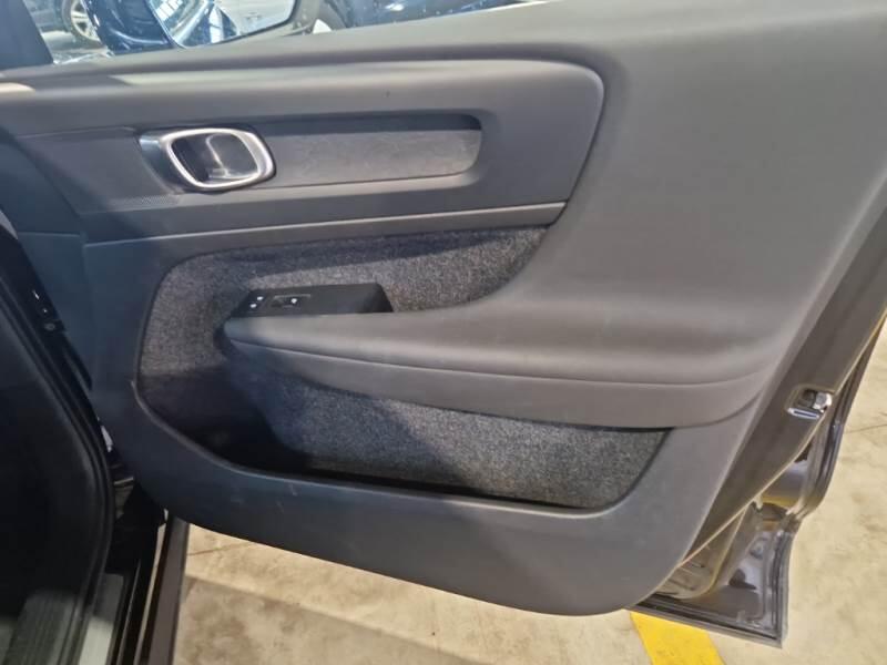 Volvo XC40 SUV T4 RECHARGE PLUG-IN AUTO ESSENTIAL - foto 66
