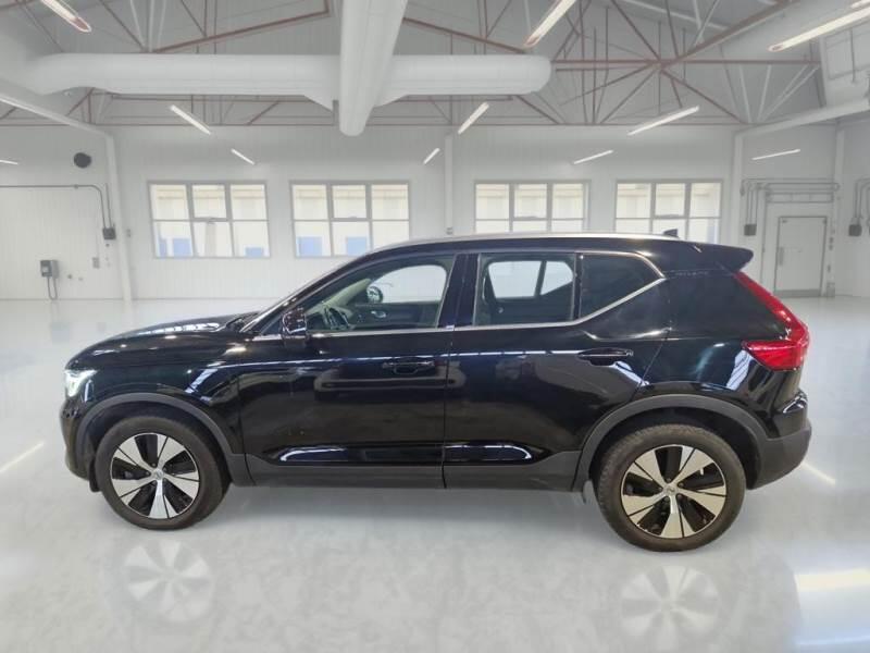 Volvo XC40 SUV T4 RECHARGE PLUG-IN AUTO ESSENTIAL - foto 8