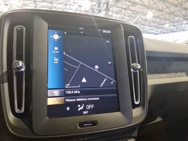 Volvo XC40 SUV T4 RECHARGE PLUG-IN AUTO ESSENTIAL - foto 91