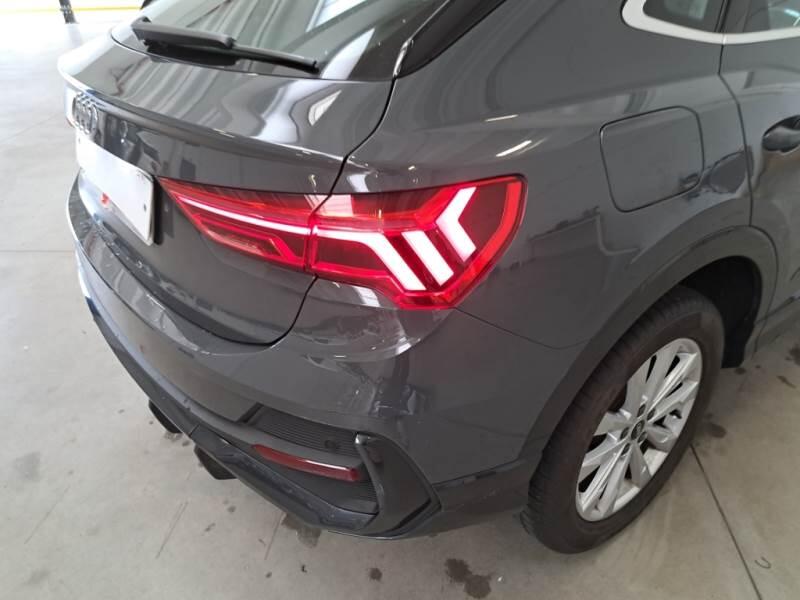 Audi Q3 SUV 45 TFSI E S TRONIC BUSINESS PLUS - foto 44