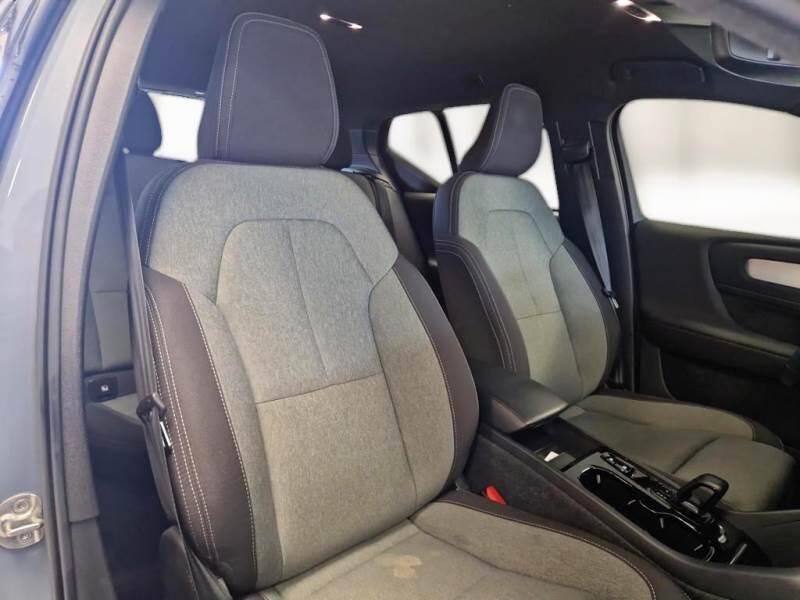 Volvo XC40 T5 RECHARGE PLUG-IN AUTO PLUS BRIGHT - foto 13
