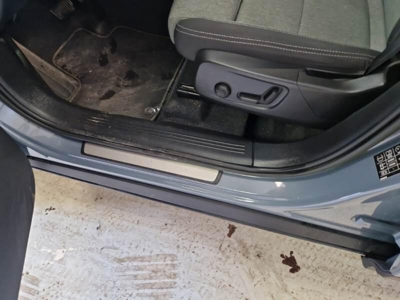 Volvo XC40 T5 RECHARGE PLUG-IN AUTO PLUS BRIGHT - foto 73