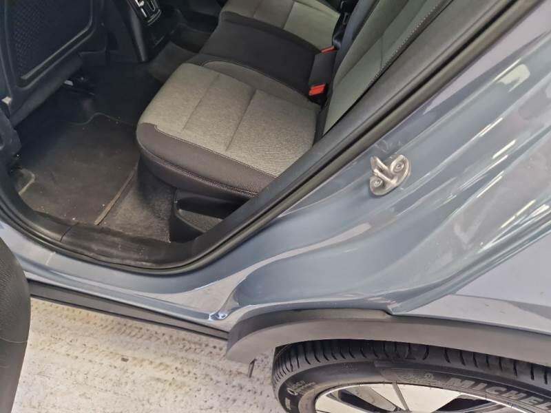 Volvo XC40 T5 RECHARGE PLUG-IN AUTO PLUS BRIGHT - foto 75
