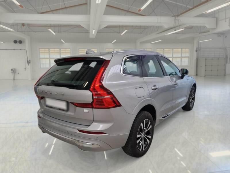 Volvo XC60 SUV T6 PLUG-IN AWD AUTO CORE - foto 2
