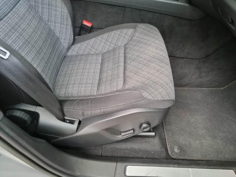Volvo XC60 SUV T6 PLUG-IN AWD AUTO CORE - foto 14