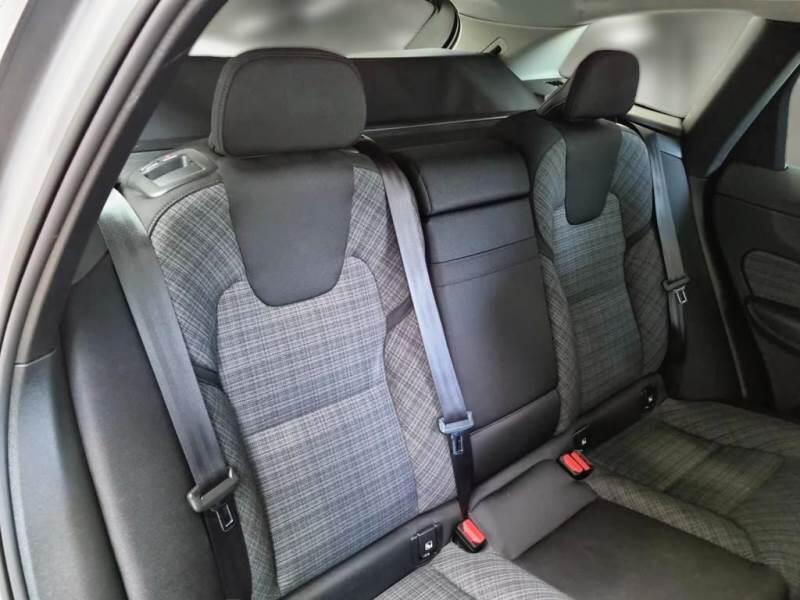 Volvo XC60 SUV T6 PLUG-IN AWD AUTO CORE - foto 15