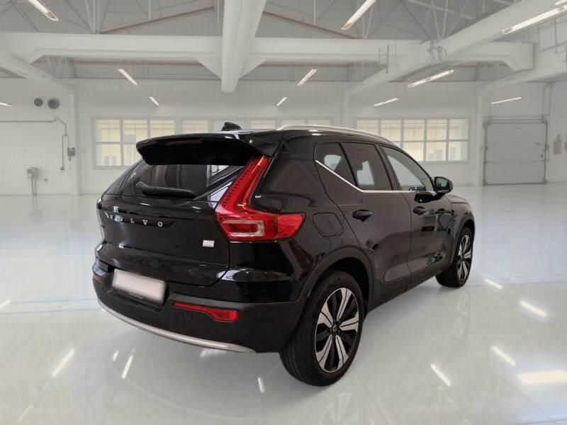Volvo XC40 SUV T5 RECHARGE PLUG-IN AUTO PLUS BRIGHT - foto 2