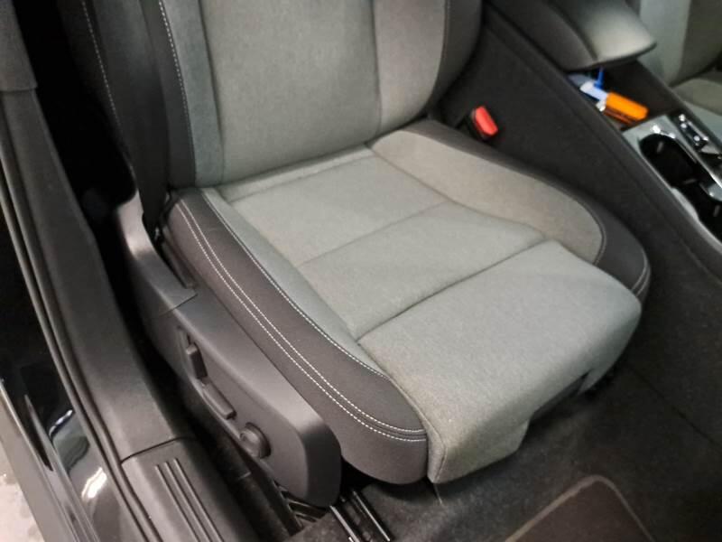 Volvo XC40 SUV T5 RECHARGE PLUG-IN AUTO PLUS BRIGHT - foto 14