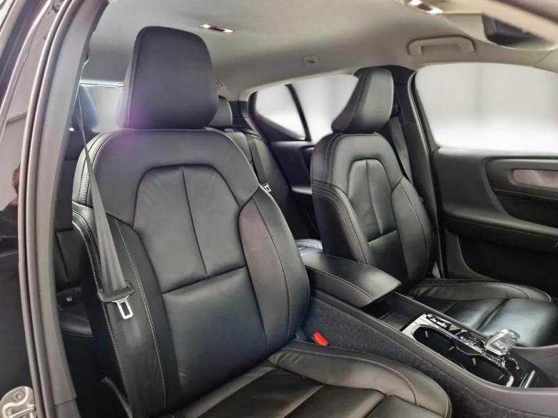 Volvo XC40 SUV T5 RECHARGE PLUG-IN AUTO PLUS BRIGHT - foto 13