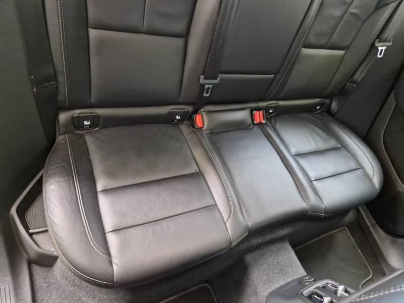 Volvo XC40 SUV T5 RECHARGE PLUG-IN AUTO PLUS BRIGHT - foto 16
