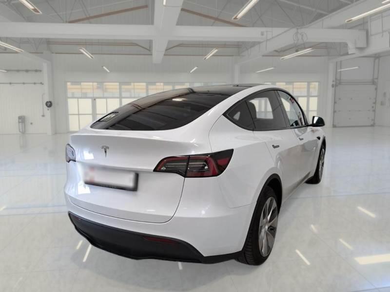Tesla Model Y SUV 50 KWH RWD AUT. - foto 2