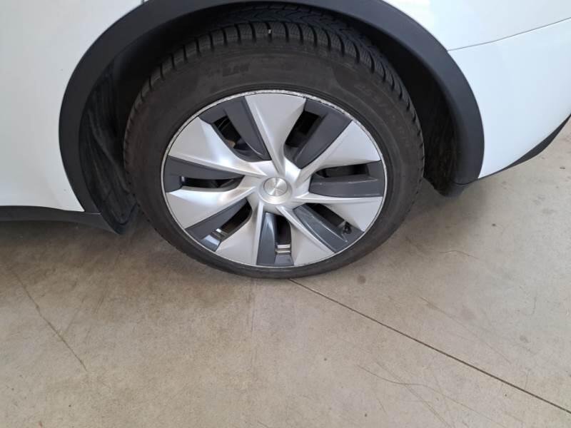 Tesla Model Y SUV 50 KWH RWD AUT. - foto 17
