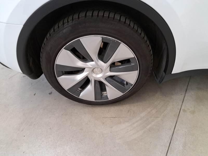 Tesla Model Y SUV 50 KWH RWD AUT. - foto 18