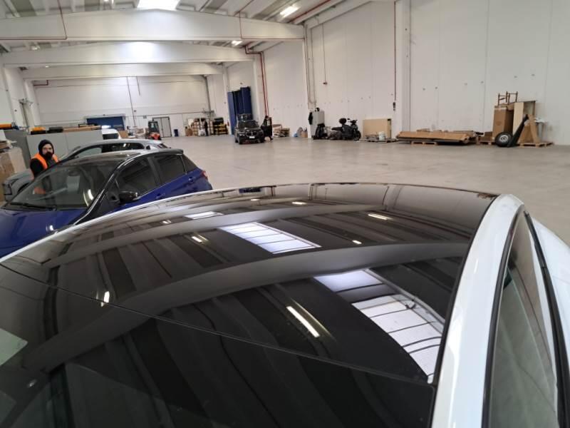 Tesla Model Y SUV 50 KWH RWD AUT. - foto 21