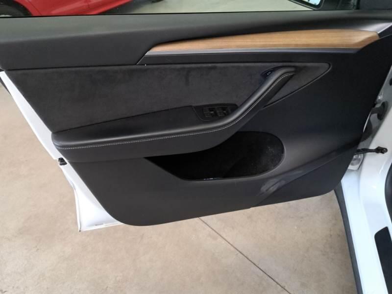 Tesla Model Y SUV 50 KWH RWD AUT. - foto 61