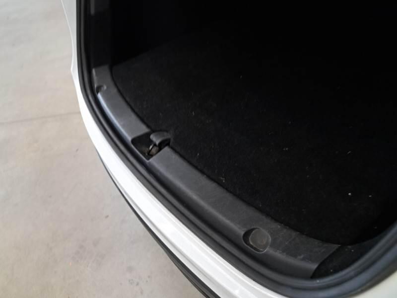 Tesla Model Y SUV 50 KWH RWD AUT. - foto 64