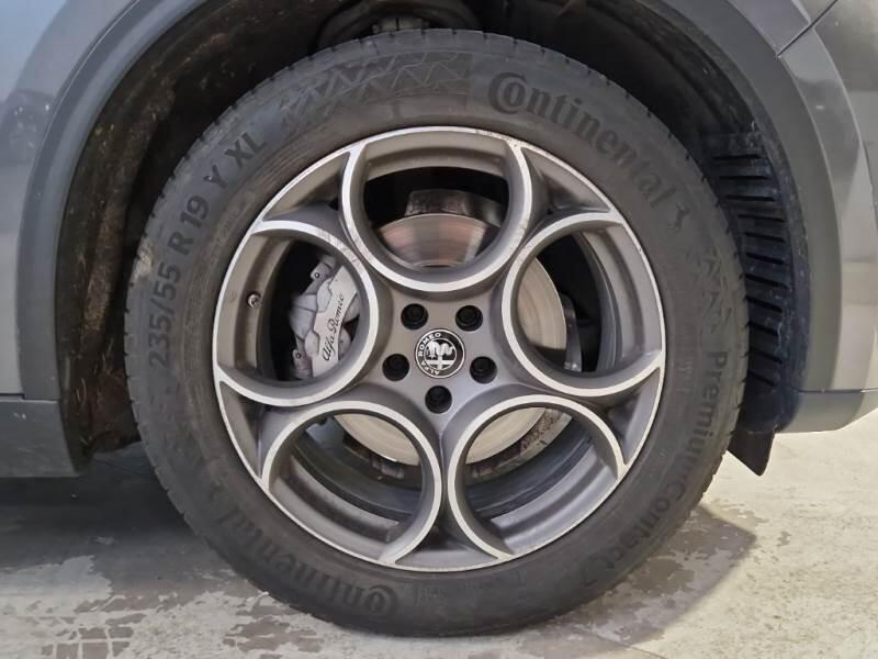 Alfa Romeo Stelvio SUV 2.2 TD 190 CV SPRINT AT8 Q4 - foto 17