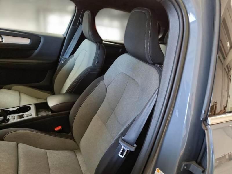 Volvo XC40 SUV T5 RECHARGE PLUG-IN AUTO CORE - foto 11