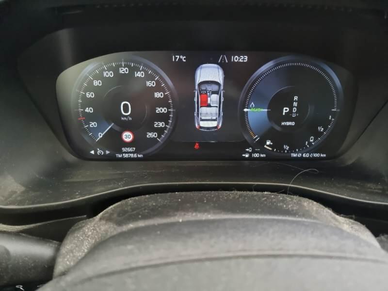 Volvo XC40 SUV T5 RECHARGE PLUG-IN AUTO CORE - foto 4