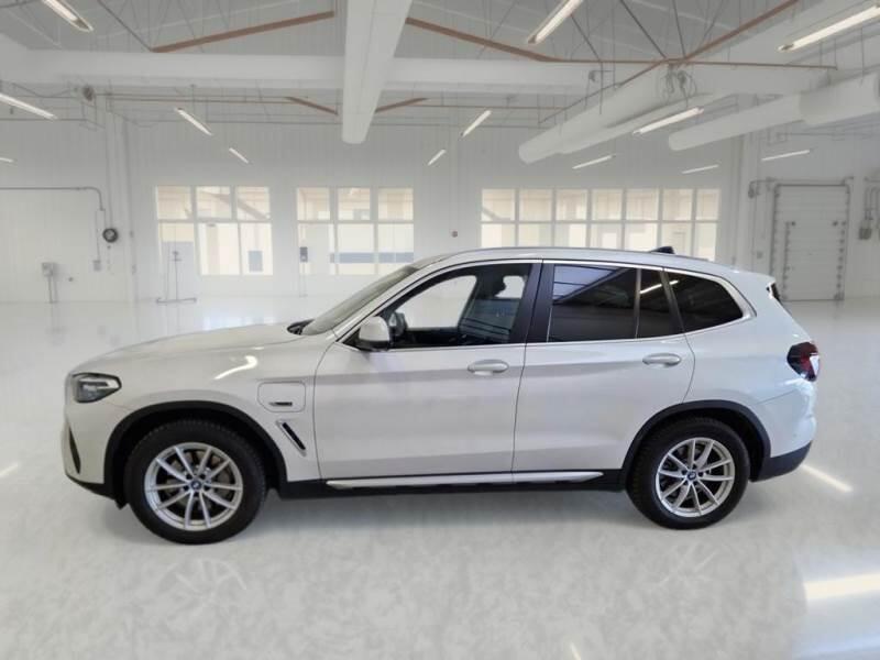 BMW X3 SUV XDRIVE 30E - foto 8