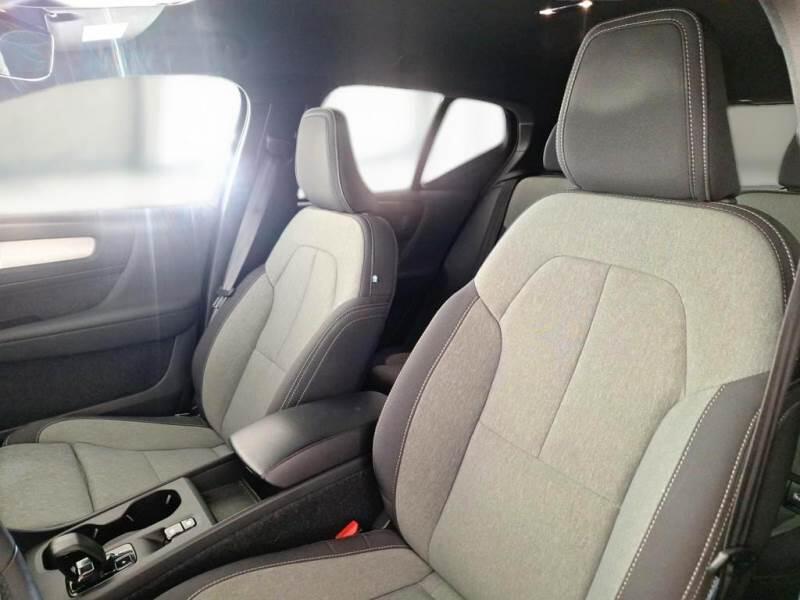 Volvo XC40 SUV T4 RECHARGE PLUG-IN AUTO CORE - foto 8