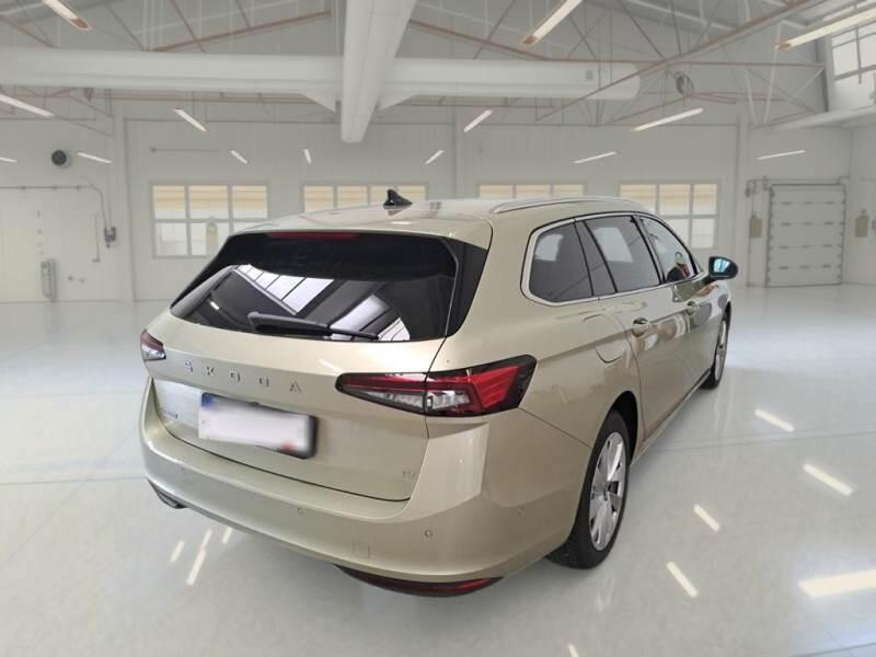 Skoda Superb Combi STATION WAGON 1.5 TSI PHEV STYLE DSG - foto 2
