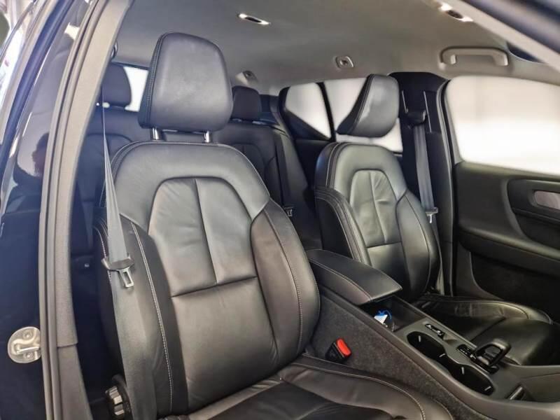 Volvo XC40 SUV T5 Recharge Plug-in auto Core - foto 13