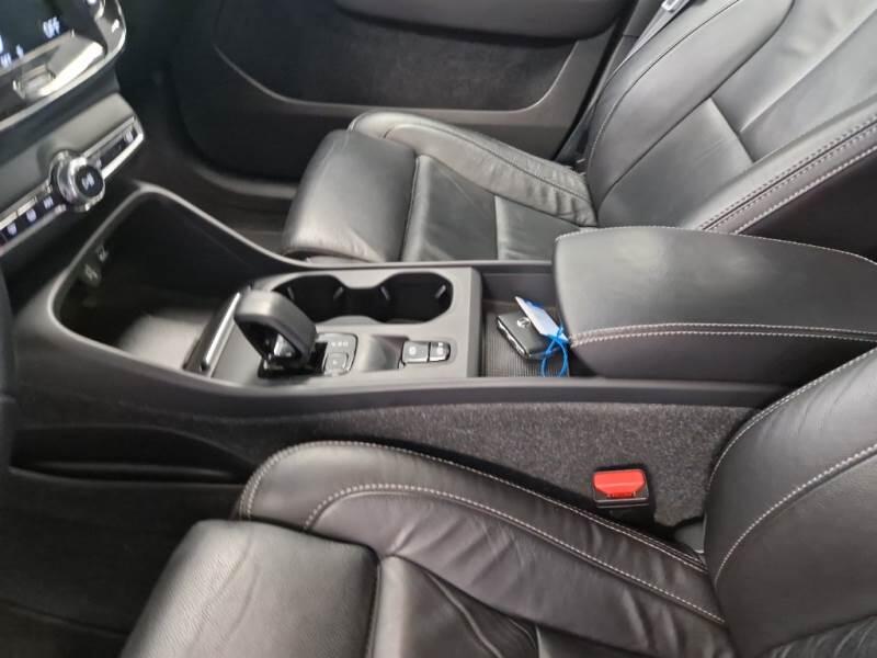 Volvo XC40 SUV T5 Recharge Plug-in auto Core - foto 46