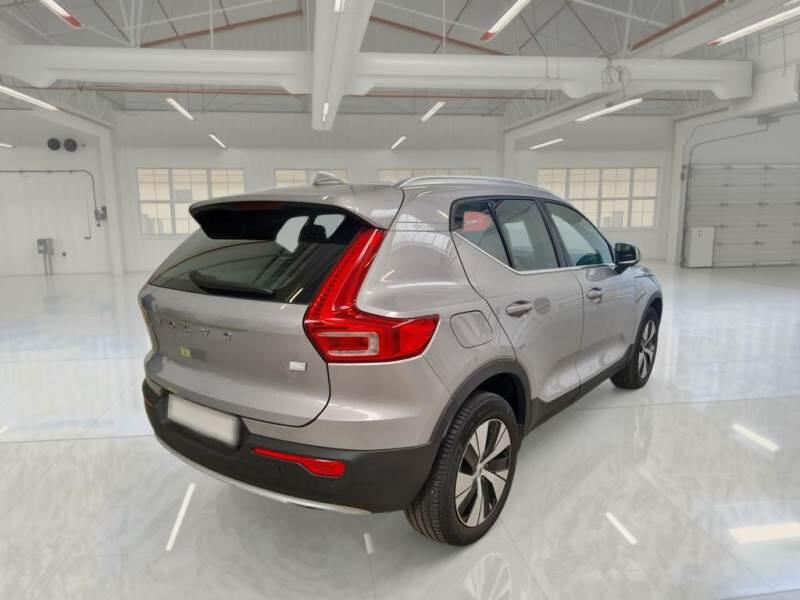 Volvo XC40 SUV T5 RECHARGE PLUG-IN AUTO CORE - foto 2