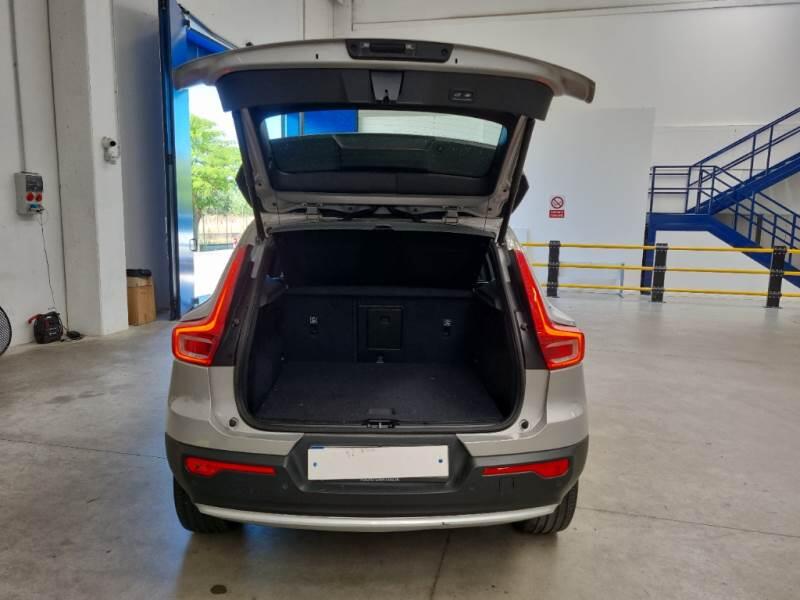 Volvo XC40 SUV T5 RECHARGE PLUG-IN AUTO CORE - foto 5